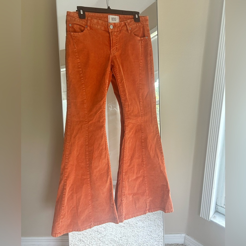 Urban Outfitters BDG Low-rise Extreme Flare Orange Corduroy Jeans, Size 25